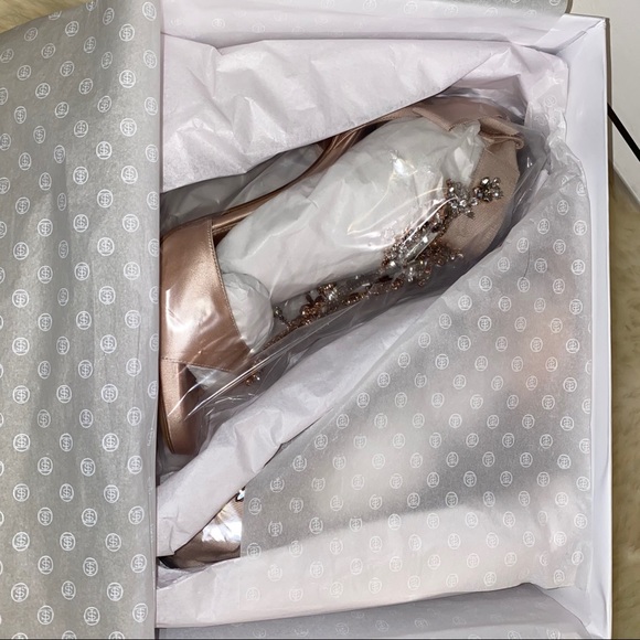 Here she comes Heels | Tabitha Simmons - Picture 5 of 6